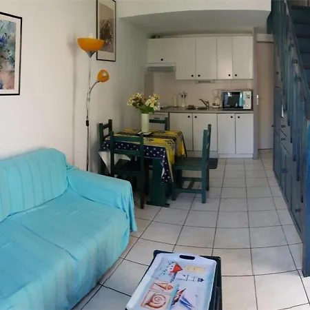 Pavillon Avec Mezzanine, à 900m De La Plage, Parking Privé, Pour 4 Personnes à Argelès-sur-mer - Fr-1-388-113 *